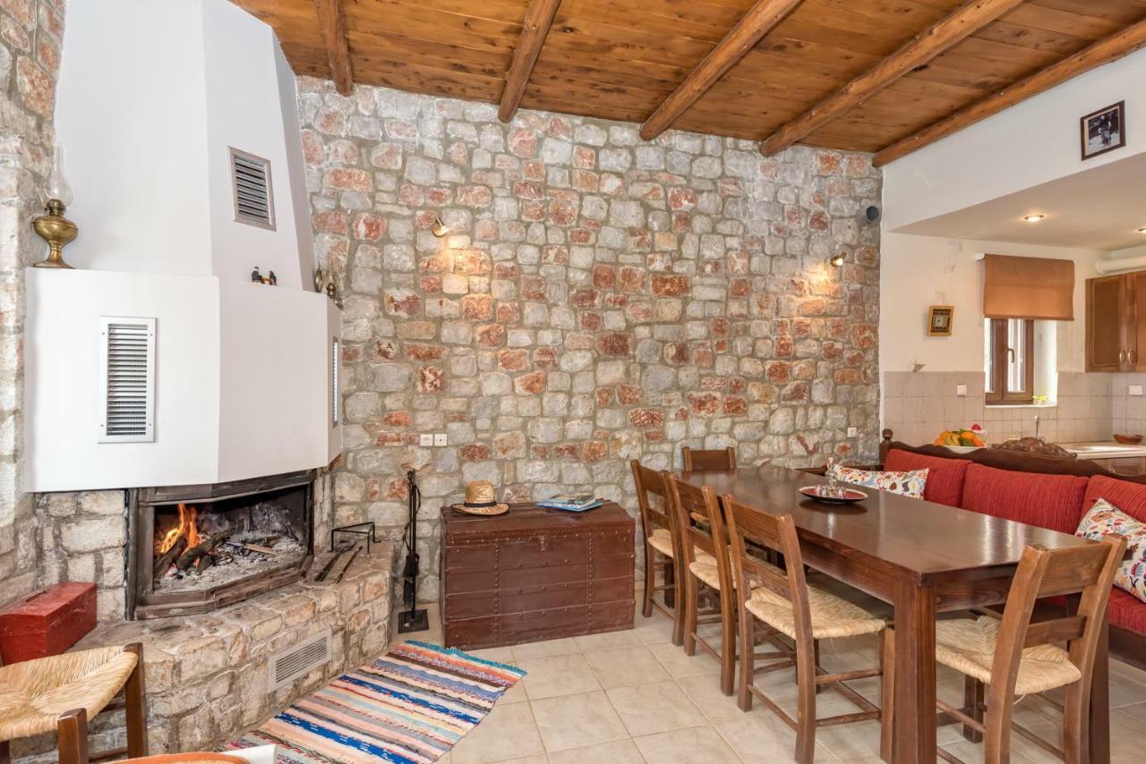 Omalos Gianni'S House Екстериор снимка
